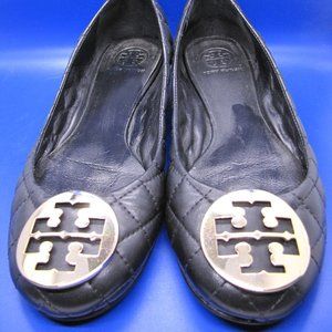 Tory Burch Quinn quilted Black Leather Flats with Gold Medallion 10M